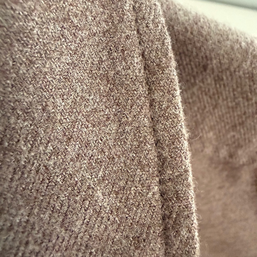 Everlane Women’s Mushroom Brown Overshirt - Picture 3 of 5